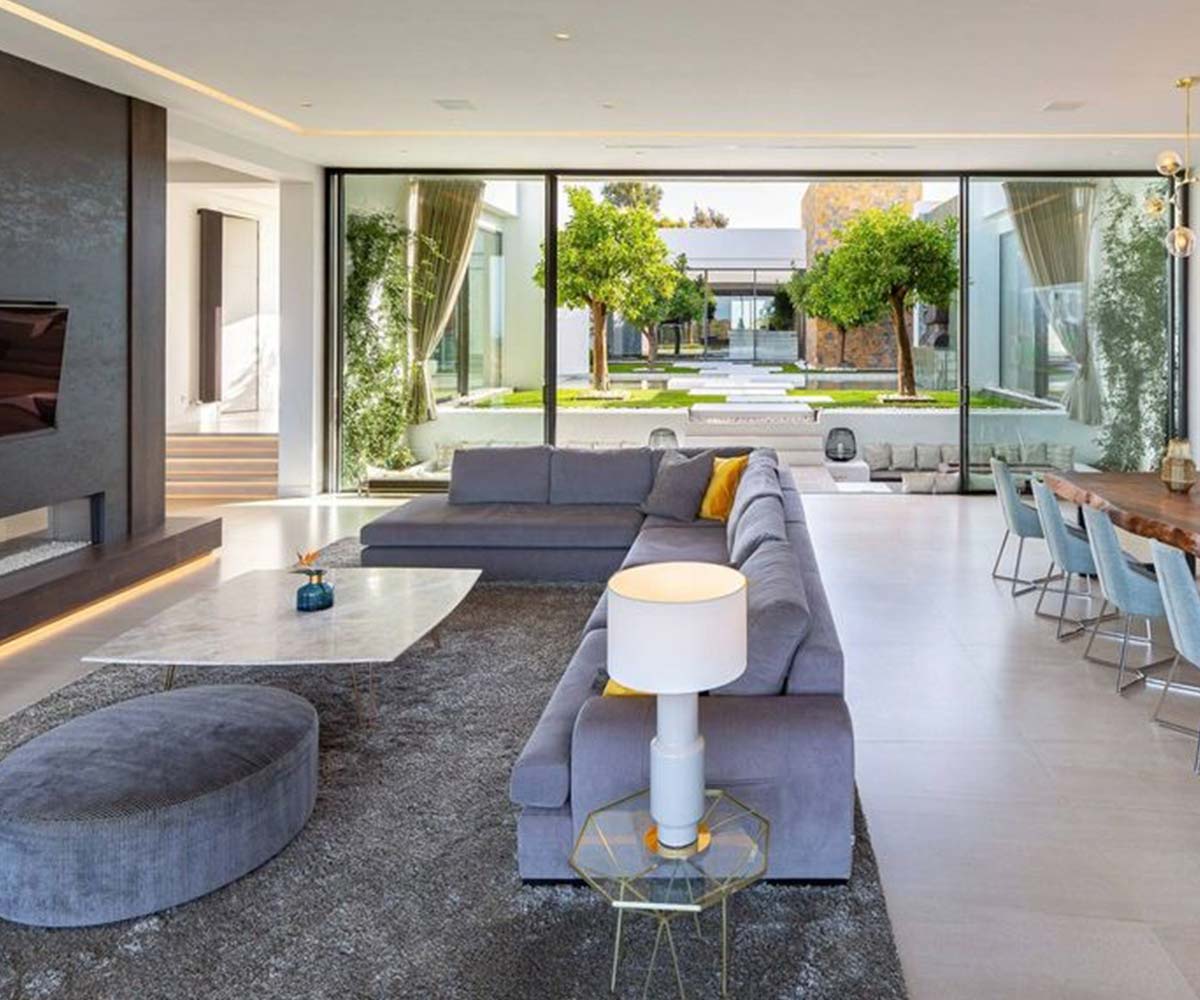 PROPRIÉTÉS DE LUXE